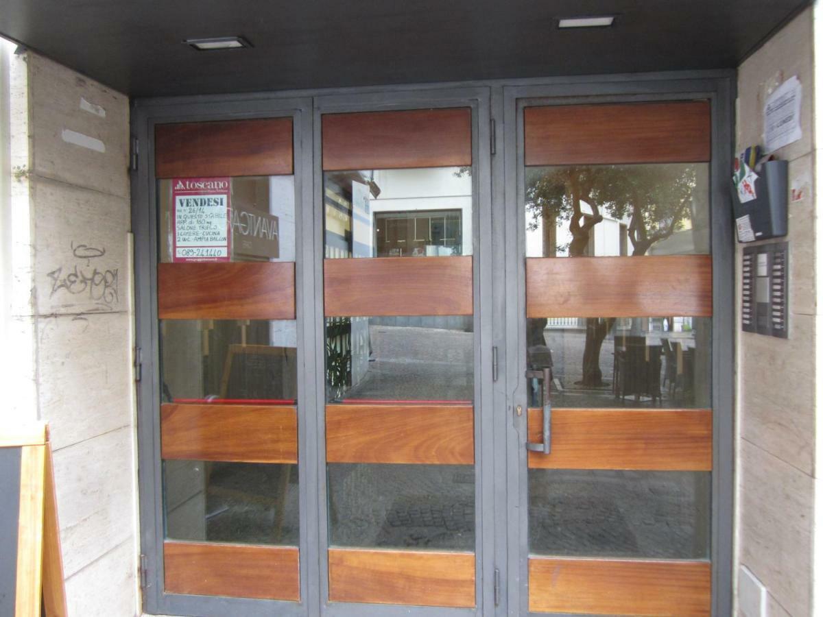 Appartamento Velia Salerno Exteriör bild