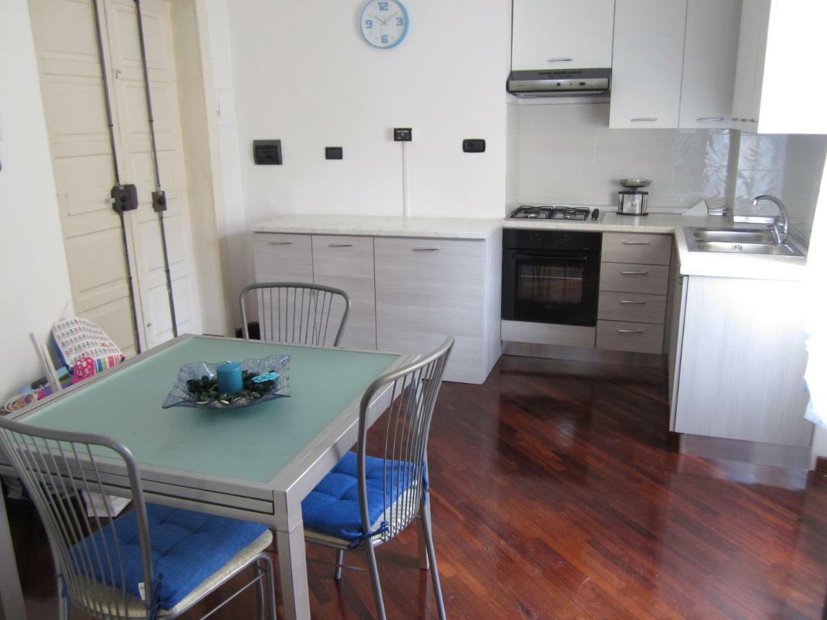 Appartamento Velia Salerno Exteriör bild
