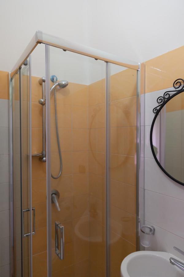 Appartamento Velia Salerno Exteriör bild